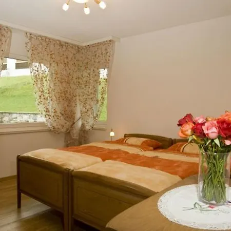 Residenz Ambassador B01 *